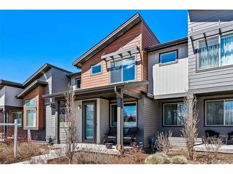 11367 E 25th Ave, Aurora, CO 80010 photo 2