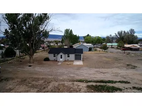 1045 E 9th, Delta, CO 81416 photo 1