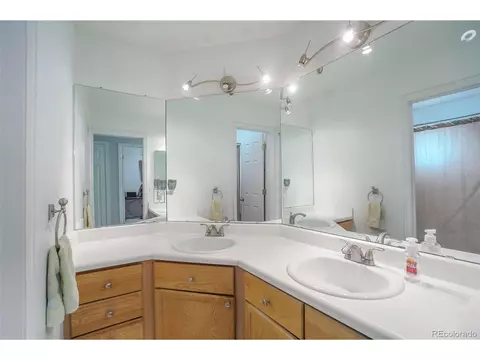 19452 E Hamilton Pl, Aurora, CO 80013 photo 17