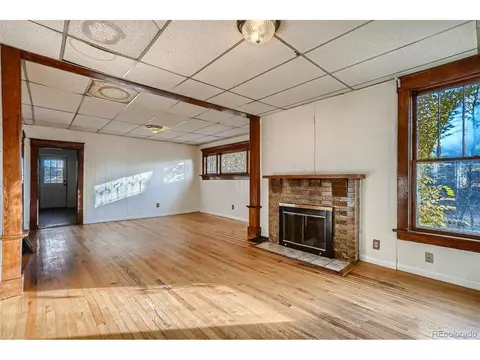 2117 6th St, Greeley, CO 80631 photo 4