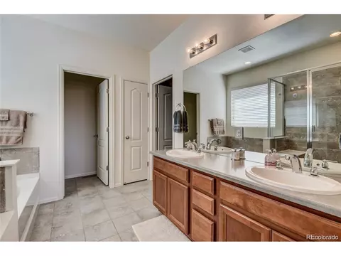 156 S Newbern Ct, Aurora, CO 80018 photo 14