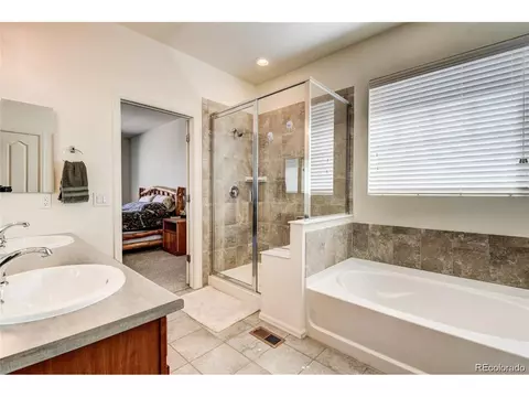 156 S Newbern Ct, Aurora, CO 80018 photo 15