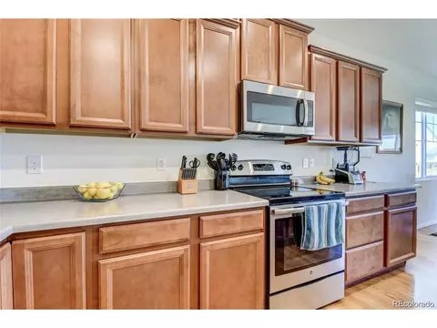 156 S Newbern Ct, Aurora, CO 80018 photo 8