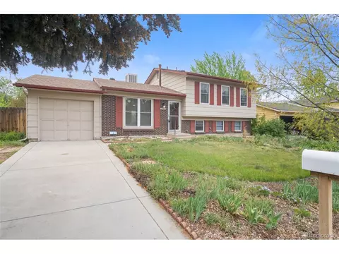 2453 S Memphis Way, Aurora, CO 80013