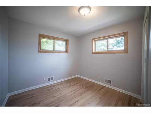 2067 E 113th Pl, Northglenn, CO 80233 photo 11