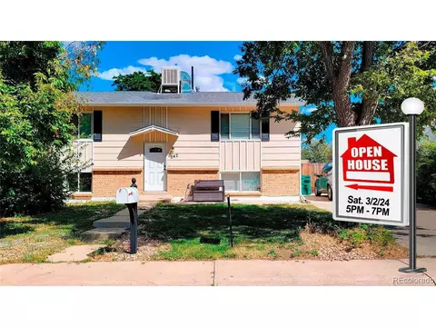 1142 Nucla St, Aurora, CO 80011