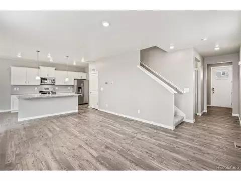 27634 E 1st Pl, Aurora, CO 80018 photo 5