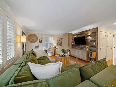 Living - 65 Apache Rd, Evergreen, CO 80439 photo 3 of 3