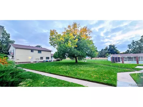3355 S Flower St #106, Lakewood, CO 80227