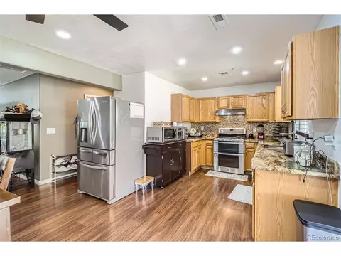 15685 E 50th Ave, Denver, CO 80239 photo 8