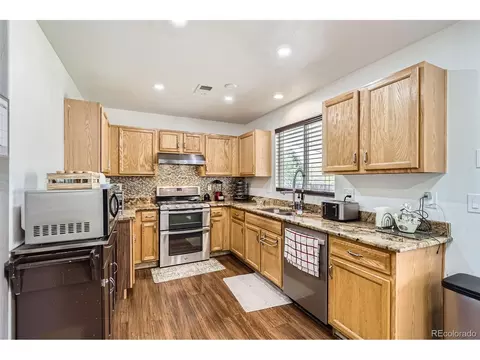 15685 E 50th Ave, Denver, CO 80239 photo 9