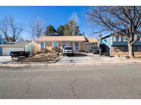 2023 S Ivory Way, Aurora, CO 80013