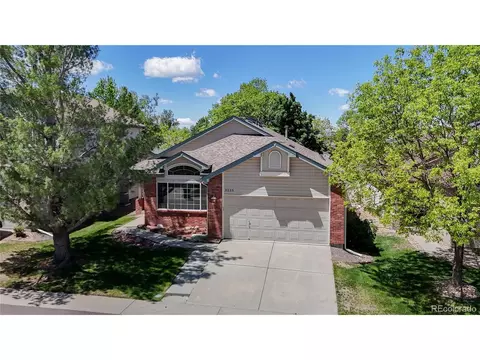 2225 S Lima Ct, Aurora, CO 80014