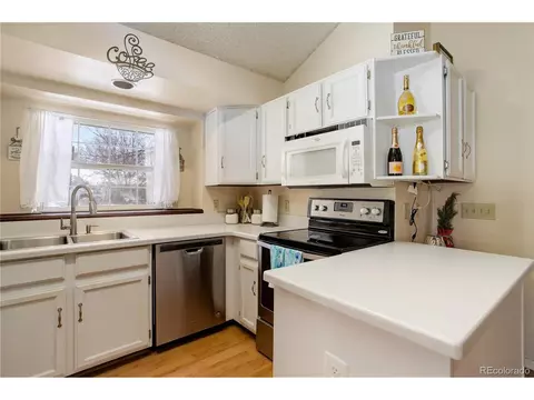 19159 E Nassau Dr, Aurora, CO 80013 photo 11