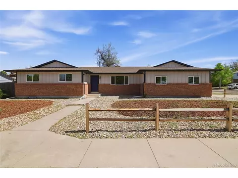 218 Starlite Dr, Pueblo, CO 81005