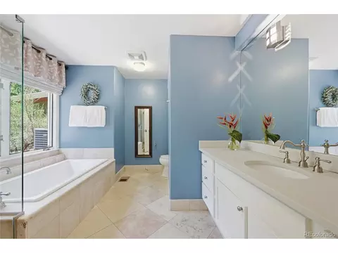 Bath - 6115 Meadowbrook Dr, Morrison, CO 80465 photo 2 of 4