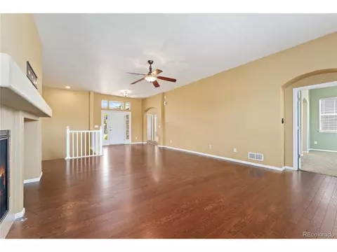 24107 E 3rd Pl, Aurora, CO 80018 photo 9