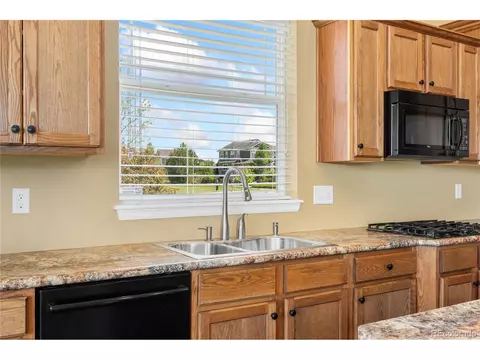 24107 E 3rd Pl, Aurora, CO 80018 photo 16