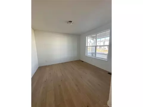 24752 E Atlantic Dr, Aurora, CO 80018 photo 2