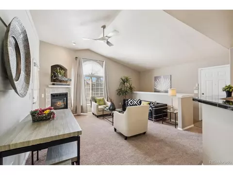 8651 E Dry Creek Rd #625, Centennial, CO 80112