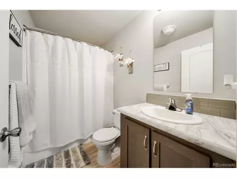 Bath - Undisclosed, Brush, CO 80723 photo 3 of 3
