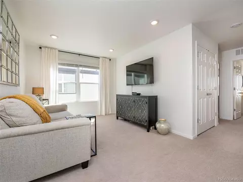 21042 E 60th Ave, Aurora, CO 80019 photo 11