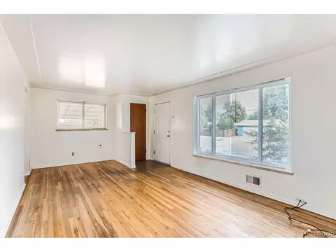13068 E 30th Ave, Aurora, CO 80011 photo 3