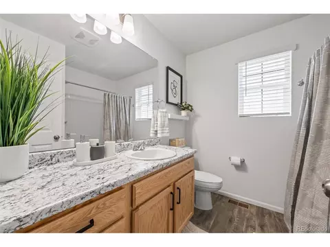 Bath - 4060 N Rome St, Aurora, CO 80019 photo 3 of 3