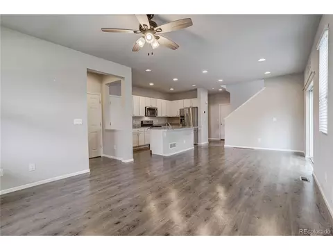 15754 E Warner Dr, Denver, CO 80239 photo 10