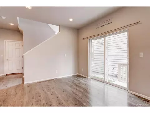 15754 E Warner Dr, Denver, CO 80239 photo 7
