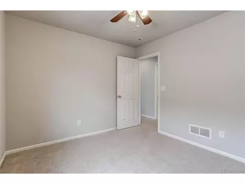 15754 E Warner Dr, Denver, CO 80239 photo 29