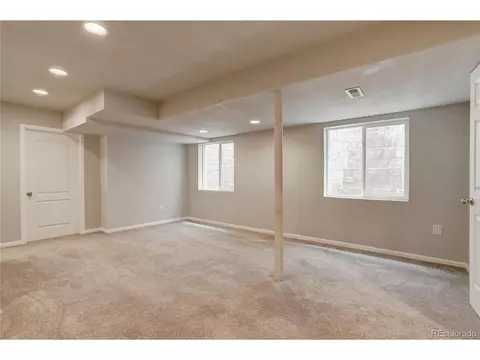 15754 E Warner Dr, Denver, CO 80239 photo 36