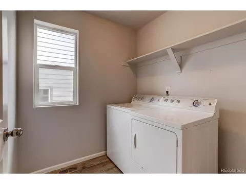 15754 E Warner Dr, Denver, CO 80239 photo 17