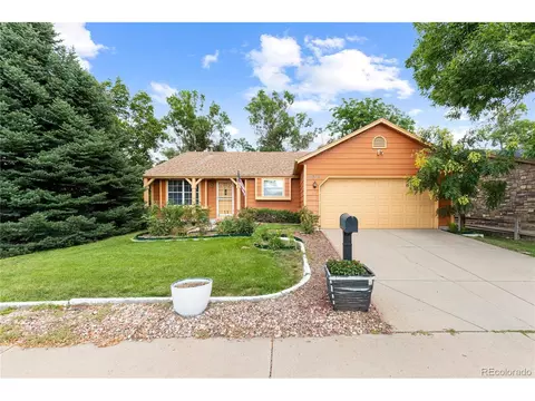 16307 E Center Dr, Aurora, CO 80017