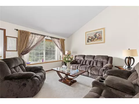 16307 E Center Dr, Aurora, CO 80017 photo 4