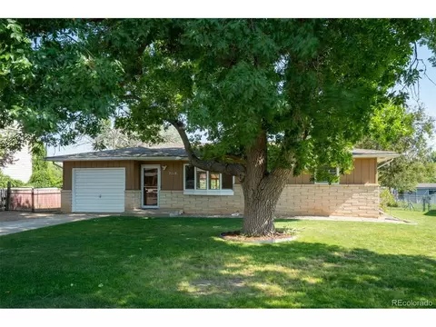 2218 Primrose Dr, Fort Collins, CO 80526