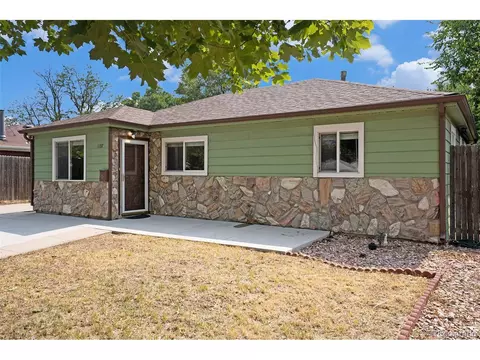 1137 Xanadu St, Aurora, CO 80011