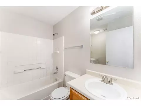 5005 E 100th Dr, Thornton, CO 80229 photo 10