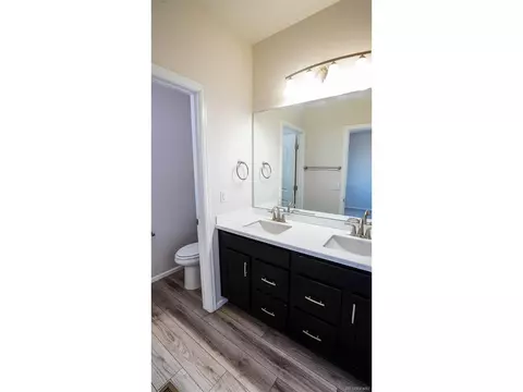 23544 E 5th Pl, Aurora, CO 80018 photo 9