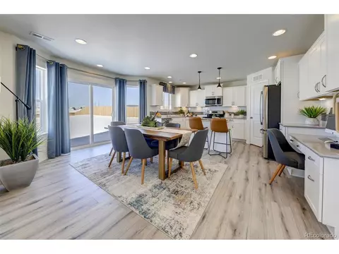 28358 E 8th Ave, Aurora, CO 80018 photo 4