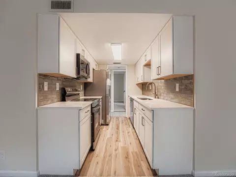 Kitchen - 9700 E Iliff Ave #D41, Denver, CO 80231 photo 5 of 5