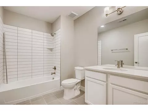 9376 E 57th Ave, Denver, CO 80238 photo 25