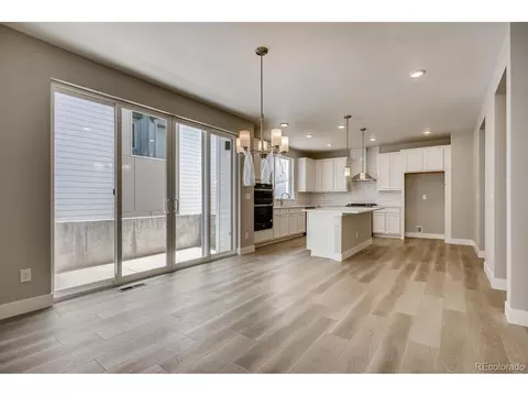 9376 E 57th Ave, Denver, CO 80238 photo 6