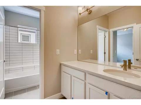9376 E 57th Ave, Denver, CO 80238 photo 18