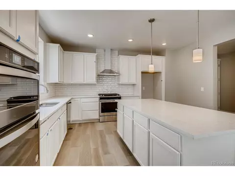 9376 E 57th Ave, Denver, CO 80238 photo 9