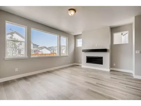 9376 E 57th Ave, Denver, CO 80238 photo 4