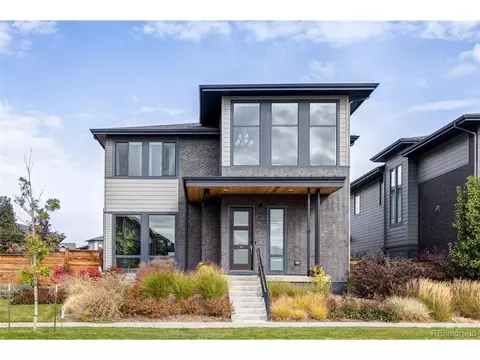 9209 E 52nd Ave, Denver, CO 80238 photo 1