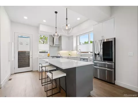 Kitchen - 2911 32nd St, Boulder, CO 80301 photo 2 of 2