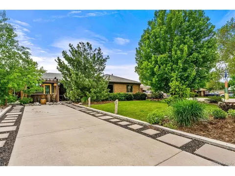 2971 Oneida St, Denver, CO 80207