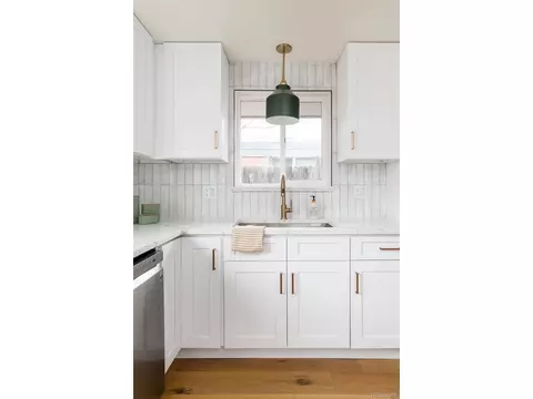 5151 E 34th Ave, Denver, CO 80207 photo 20